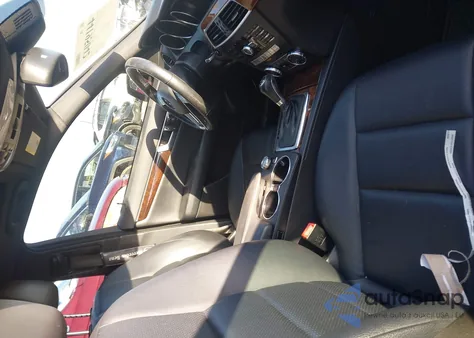 2012 Mercedes-Benz C 300 Luxury 4Matic/Sport 4Matic из США, поврежденный, VIN WDDGF8BB4CA612099